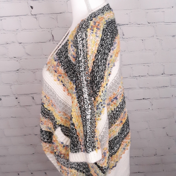 KAMANA Marled Banded Stripe Crop Sweater M… - Picture 8 of 13